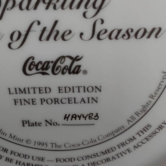 1995 Franklin Mint Coca Cola Santa Claus plate sparkling signs of the season - Picture 3 of 3
